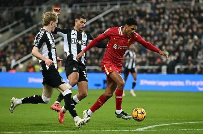 纽卡斯尔主场大胜，进攻火力强，马不停蹄的简单介绍